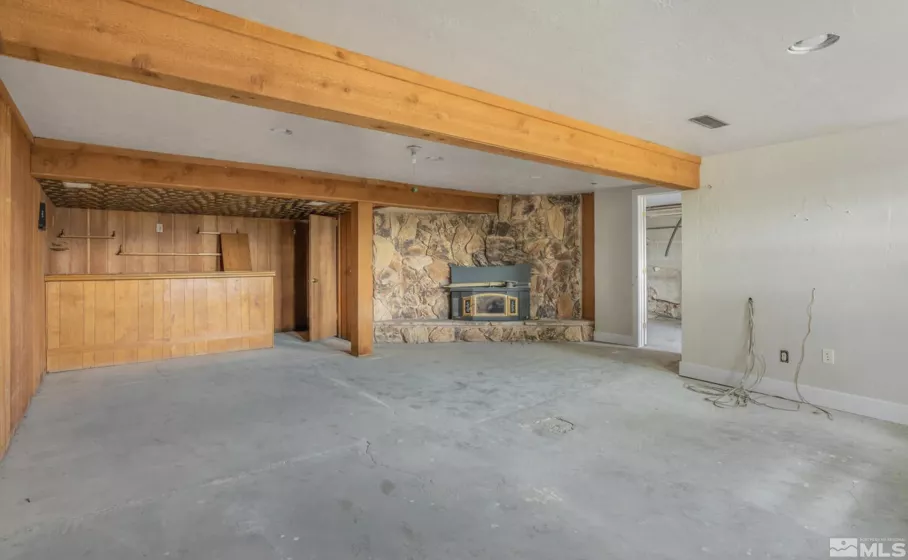 4000 Wedekind, Sparks, Nevada 89431, 5 Bedrooms Bedrooms, ,2 BathroomsBathrooms,Residential,For Sale,Wedekind,240002168