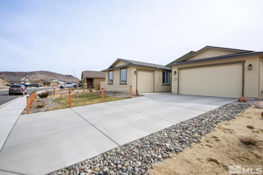 111 Alamosa St, Dayton, Nevada 89403, 3 Bedrooms Bedrooms, ,2 BathroomsBathrooms,Residential,For Sale,Alamosa St,240001896