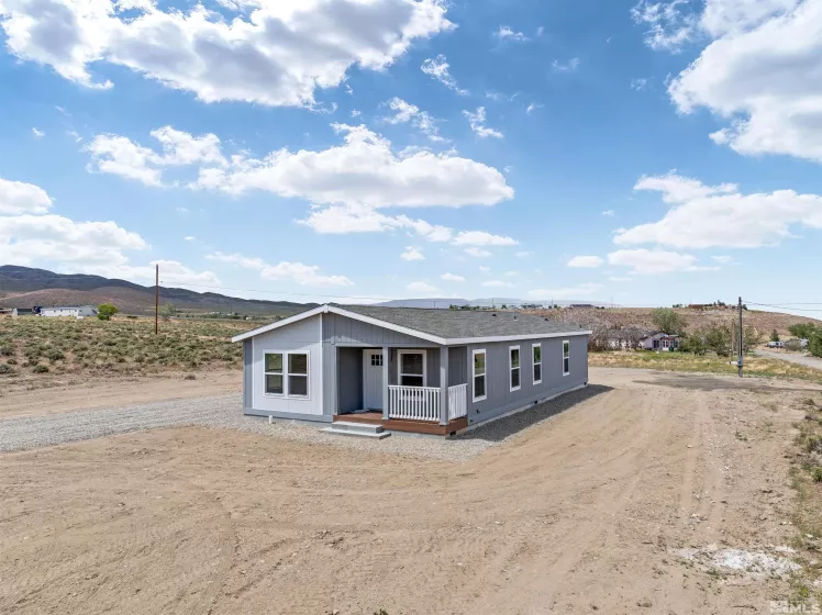 1280 8th Street, Silver Springs, Nevada 89429, 3 Bedrooms Bedrooms, ,2 BathroomsBathrooms,Residential,For Sale,8th Street,240000278