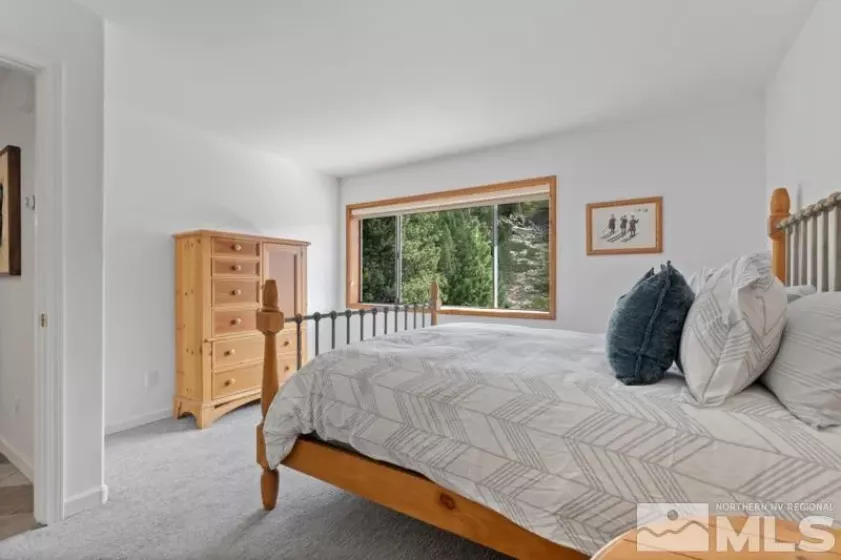 400 Fairview Blvd Unit 197, Incline Village, Nevada 89451, 2 Bedrooms Bedrooms, ,2 BathroomsBathrooms,Residential,For Sale,Fairview Blvd Unit 197,230012096