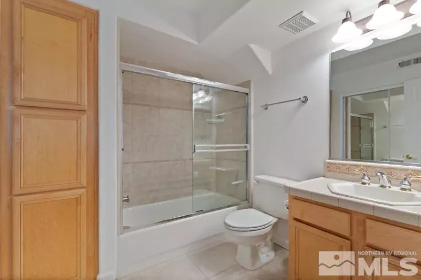 400 Fairview Blvd Unit 197, Incline Village, Nevada 89451, 2 Bedrooms Bedrooms, ,2 BathroomsBathrooms,Residential,For Sale,Fairview Blvd Unit 197,230012096