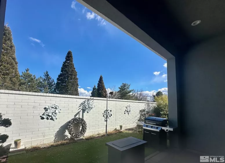 6100 Pleasant Oak Trail, Reno, Nevada 89511, 3 Bedrooms Bedrooms, ,3 BathroomsBathrooms,Residential,For Sale,Pleasant Oak Trail,240001265