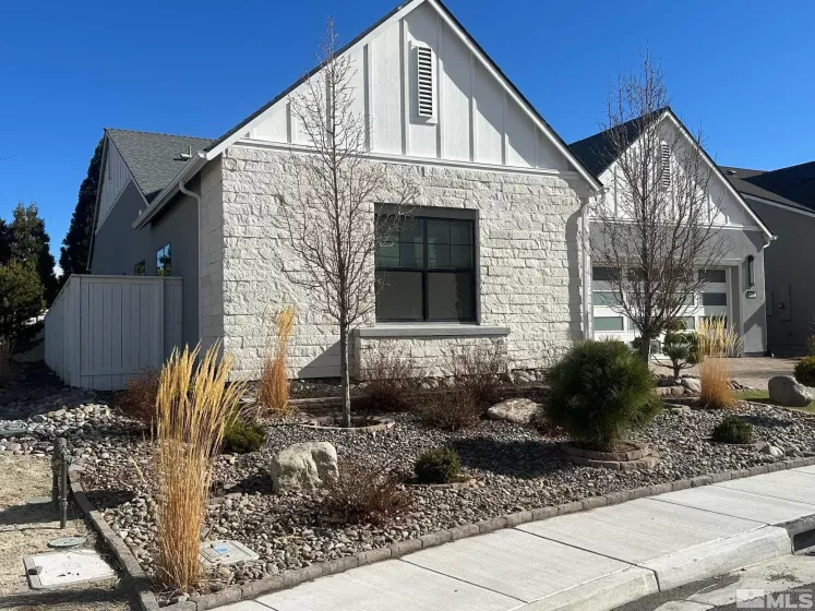 6100 Pleasant Oak Trail, Reno, Nevada 89511, 3 Bedrooms Bedrooms, ,3 BathroomsBathrooms,Residential,For Sale,Pleasant Oak Trail,240001265