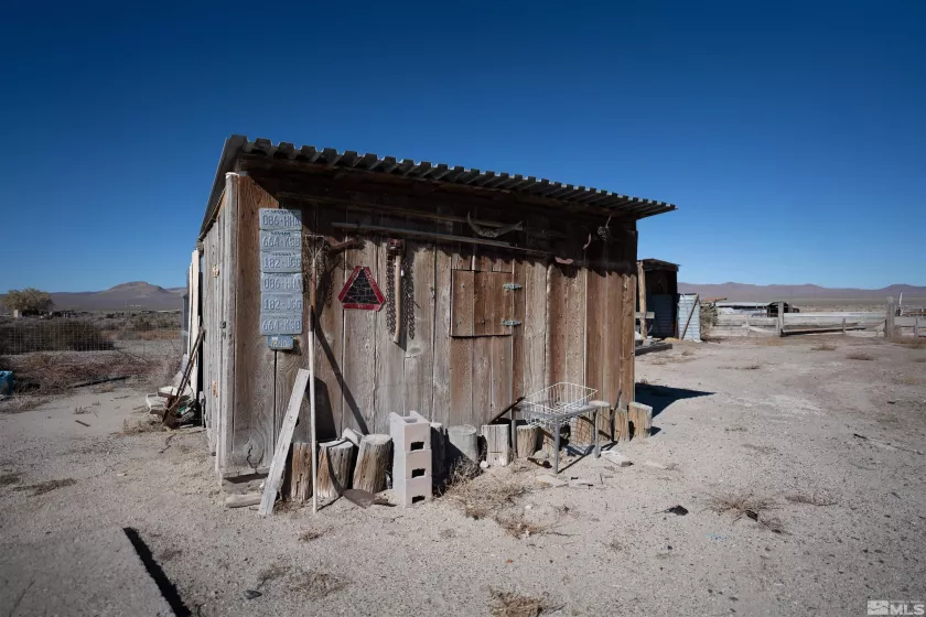 1505 Wagon Train Rd, Lovelock, Nevada 89419, 2 Bedrooms Bedrooms, ,1 BathroomBathrooms,Residential,For Sale,Wagon Train Rd,230012644