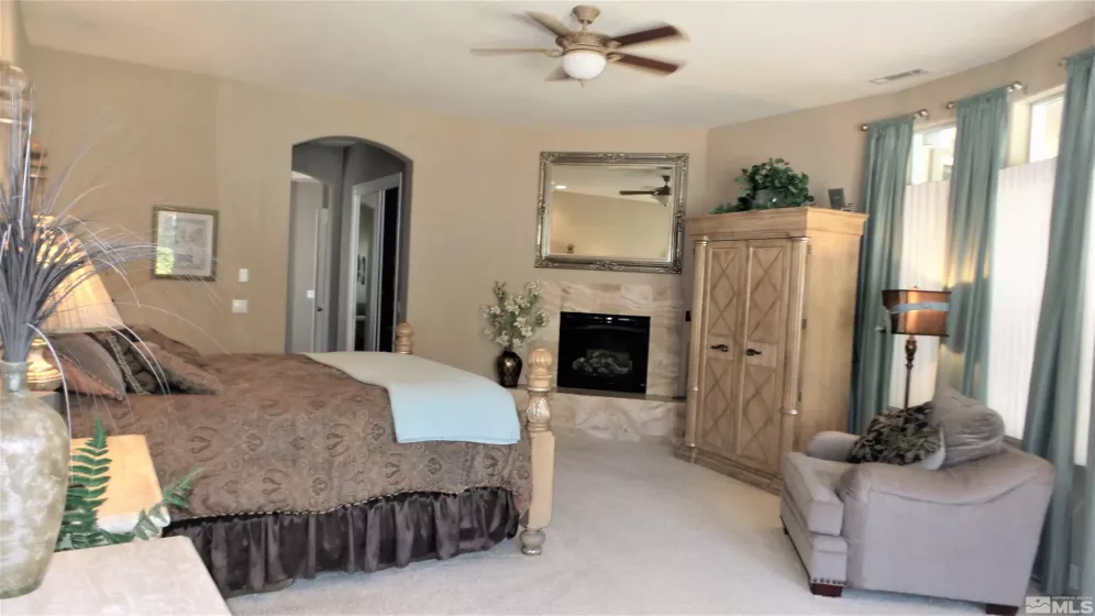 12325 Ocean View Dr, Sparks, Nevada 89441, 5 Bedrooms Bedrooms, ,3 BathroomsBathrooms,Residential,For Sale,Ocean View Dr,230004337