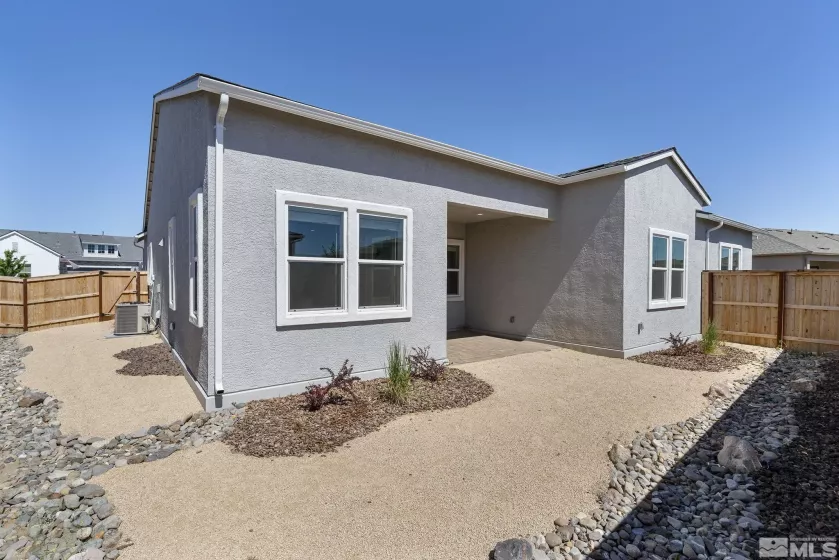 7337 Oakmont Lane, Sparks, Nevada 89436, 2 Bedrooms Bedrooms, ,2 BathroomsBathrooms,Residential,For Sale,Oakmont Lane,240006895