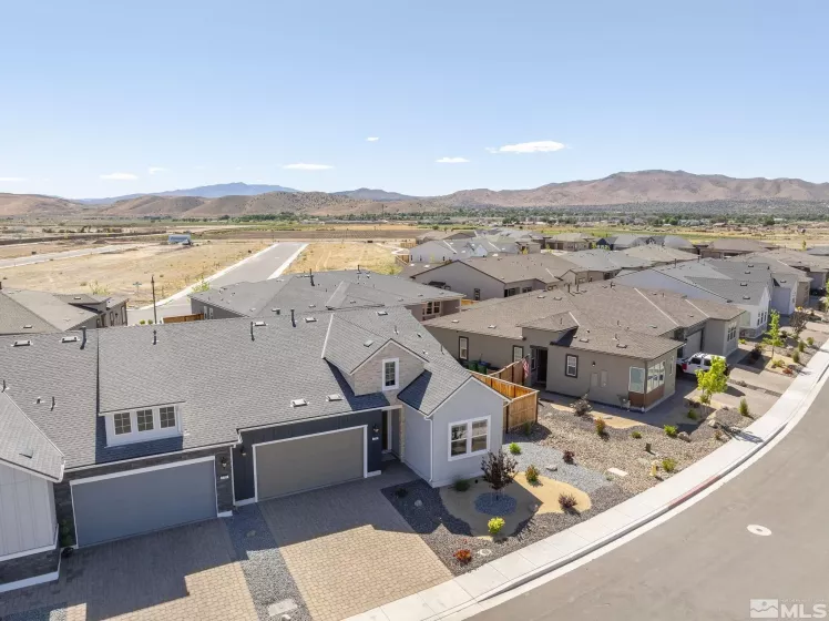 7337 Oakmont Lane, Sparks, Nevada 89436, 2 Bedrooms Bedrooms, ,2 BathroomsBathrooms,Residential,For Sale,Oakmont Lane,240006895