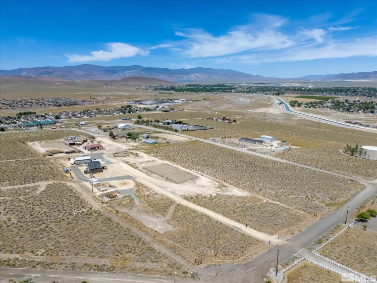 9 Valley View Dr., Fernley, Nevada 89408, 3 Bedrooms Bedrooms, ,2 BathroomsBathrooms,Residential,For Sale,Valley View Dr.,240006801