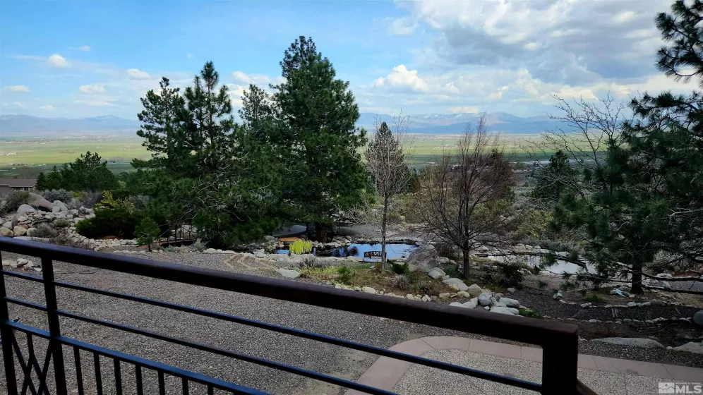 1220 Quail Ridge Rd, Gardnerville, Nevada 89460, 5 Bedrooms Bedrooms, ,3 BathroomsBathrooms,Residential,For Sale,Quail Ridge Rd,240004517