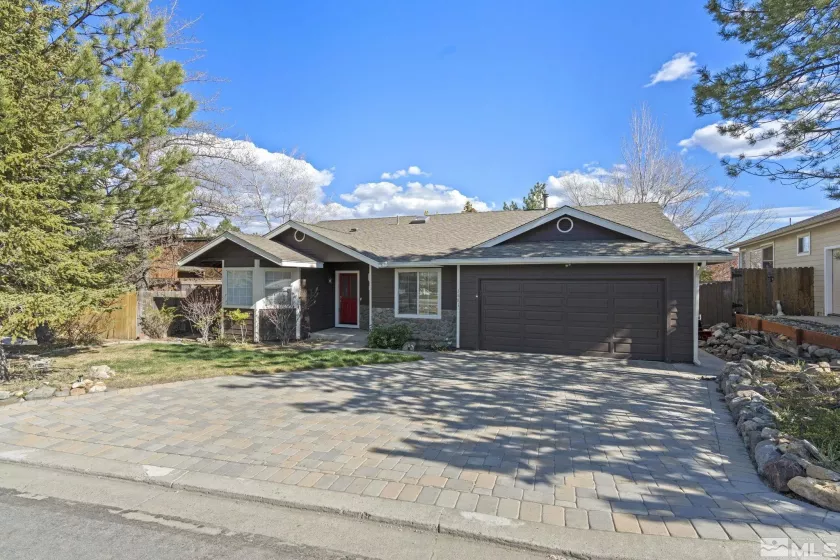 3881 Cashill Blvd, Reno, Nevada 89509, 3 Bedrooms Bedrooms, ,2 BathroomsBathrooms,Residential,For Sale,Cashill Blvd,240004425