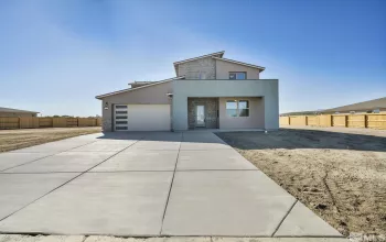 3136 Chert Butte Drive, Reno, Nevada 89506, 4 Bedrooms Bedrooms, ,3 BathroomsBathrooms,Residential,For Sale,Chert Butte Drive,240004379