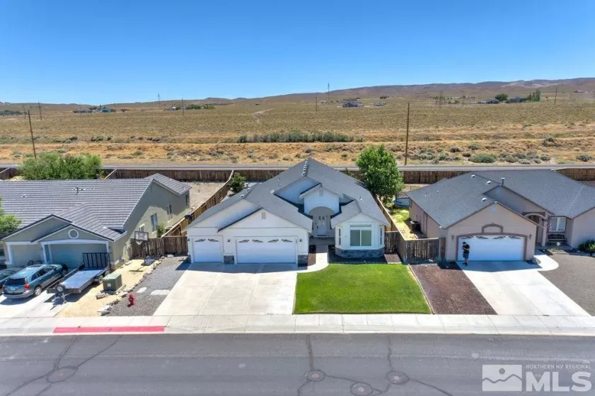 507 Wedge Lane, Fernley, Nevada 89408, 3 Bedrooms Bedrooms, ,2 BathroomsBathrooms,Residential,For Sale,Wedge Lane,240005445