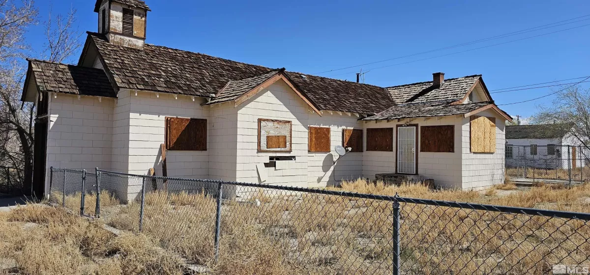 682 C Street, Hawthorne, Nevada 89415, 2 Bedrooms Bedrooms, ,1 BathroomBathrooms,Residential,For Sale,C Street,240004135