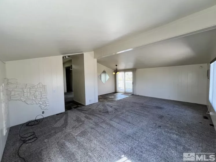 15 Mesa Dr, Yerington, Nevada 89447-9737, 3 Bedrooms Bedrooms, ,2 BathroomsBathrooms,Residential,For Sale,Mesa Dr,240005352