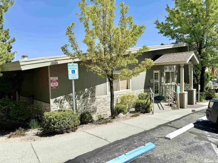 3915 Covington Way Unit A, Reno, Nevada 89503, 2 Bedrooms Bedrooms, ,1 BathroomBathrooms,Residential,For Sale,Covington Way Unit A,240005059