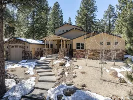 17155 Snowberry Dr, Reno, Nevada 89511, 3 Bedrooms Bedrooms, ,4 BathroomsBathrooms,Residential,For Sale,Snowberry Dr,240002928