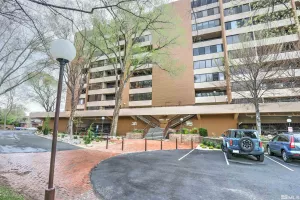 1200 Riverside Drive, Reno, Nevada 89503, 2 Bedrooms Bedrooms, ,2 BathroomsBathrooms,Residential,For Sale,Riverside Drive,240004524