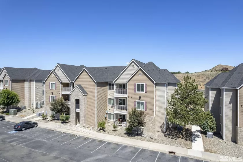 200 Talus Way #324, Reno, Nevada 89503, 4 Bedrooms Bedrooms, ,4 BathroomsBathrooms,Residential,For Sale,Talus Way #324,240006724