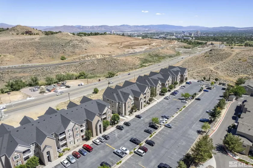 200 Talus Way #324, Reno, Nevada 89503, 4 Bedrooms Bedrooms, ,4 BathroomsBathrooms,Residential,For Sale,Talus Way #324,240006724