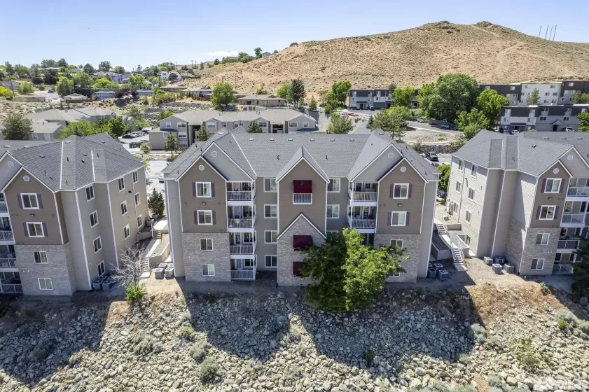 200 Talus Way #324, Reno, Nevada 89503, 4 Bedrooms Bedrooms, ,4 BathroomsBathrooms,Residential,For Sale,Talus Way #324,240006724