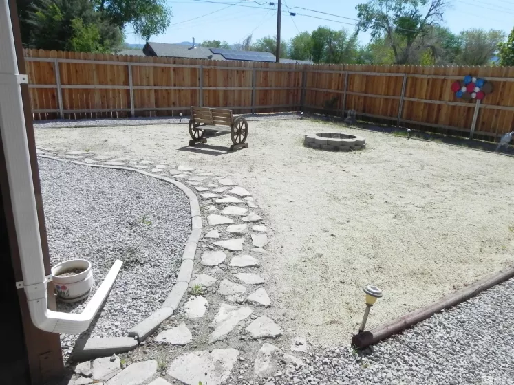 201 Fernwood Dr, Fernley, Nevada 89408, 3 Bedrooms Bedrooms, ,2 BathroomsBathrooms,Residential,For Sale,Fernwood Dr,240004427