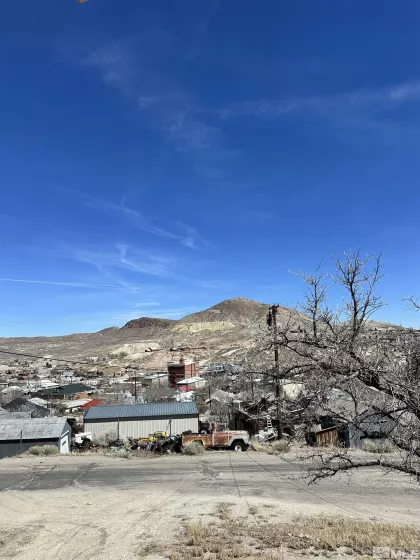 153 Eureka Street, Tonopah, Nevada 89049, 3 Bedrooms Bedrooms, ,1 BathroomBathrooms,Residential,For Sale,Eureka Street,240003489