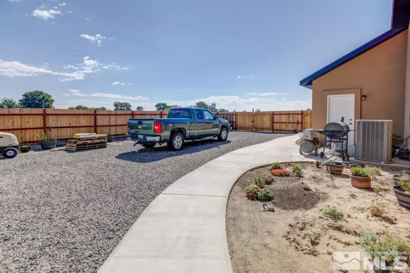 1150 Hacienda Dr, Fallon, Nevada 89406, 3 Bedrooms Bedrooms, ,2 BathroomsBathrooms,Residential,For Sale,Hacienda Dr,240002772