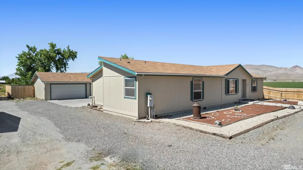 3 Smoke Tree Ln, Yerington, Nevada 89447, 3 Bedrooms Bedrooms, ,2 BathroomsBathrooms,Residential,For Sale,Smoke Tree Ln,240002886