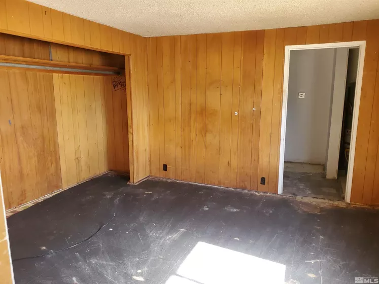 215 9th St, Hawthorne, Nevada 89415, 2 Bedrooms Bedrooms, ,2 BathroomsBathrooms,Residential,For Sale,9th St,240002608