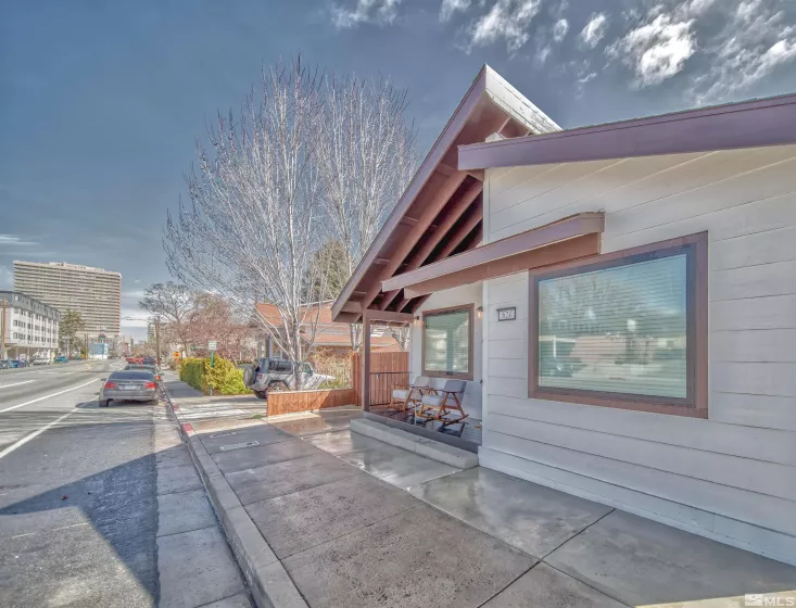 624 1st, Reno, Nevada 89503, 2 Bedrooms Bedrooms, ,2 BathroomsBathrooms,Residential,For Sale,1st,240002555