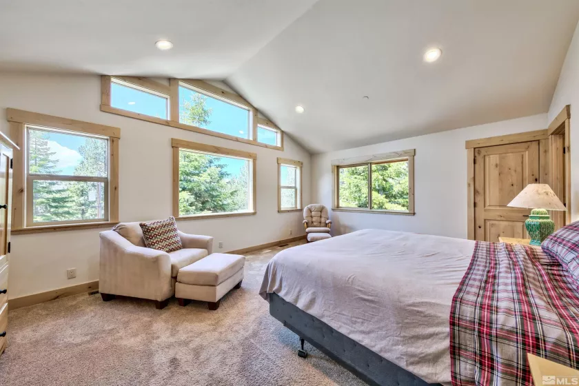 2346 Wagon Train Trail, South Lake Tahoe, California 96150, 4 Bedrooms Bedrooms, ,3 BathroomsBathrooms,Residential,For Sale,Wagon Train Trail,240005977