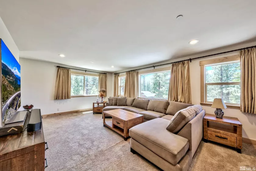 2346 Wagon Train Trail, South Lake Tahoe, California 96150, 4 Bedrooms Bedrooms, ,3 BathroomsBathrooms,Residential,For Sale,Wagon Train Trail,240005977