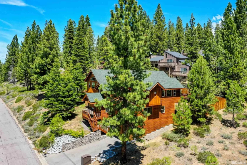 2346 Wagon Train Trail, South Lake Tahoe, California 96150, 4 Bedrooms Bedrooms, ,3 BathroomsBathrooms,Residential,For Sale,Wagon Train Trail,240005977