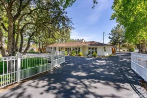 990 Del Monte Lane, Reno, Nevada 89511, 4 Bedrooms Bedrooms, ,3 BathroomsBathrooms,Residential,For Sale,Del Monte Lane,240002402