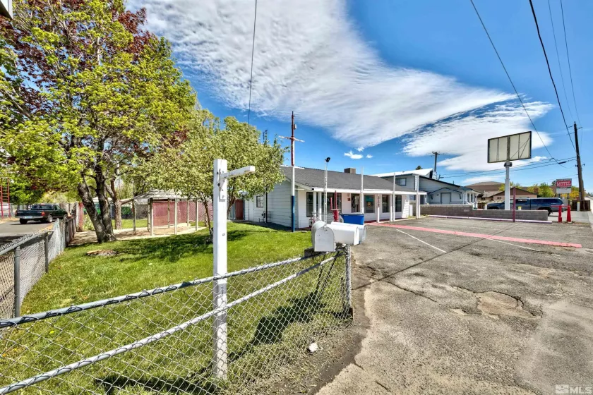 3129 Carson Street, Carson City, Nevada 89701, ,Commercial Sale,For Sale Or Lease Option,Carson Street,240006458