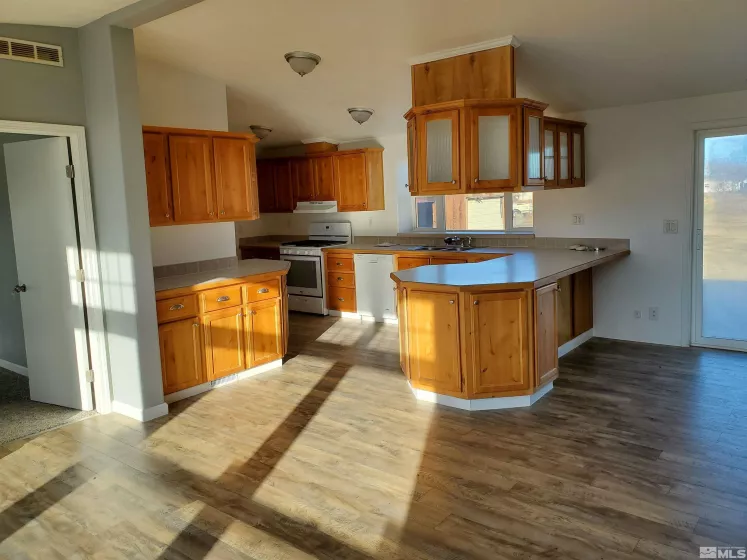 3714 Cherry St., Silver Springs, Nevada 89429, 3 Bedrooms Bedrooms, ,2 BathroomsBathrooms,Residential,For Sale,Cherry St.,240002043