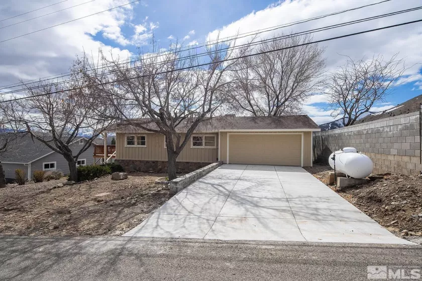 3463 Topaz Ln, Gardnerville, Nevada 89410, 2 Bedrooms Bedrooms, ,1 BathroomBathrooms,Residential,For Sale,Topaz Ln,240002835