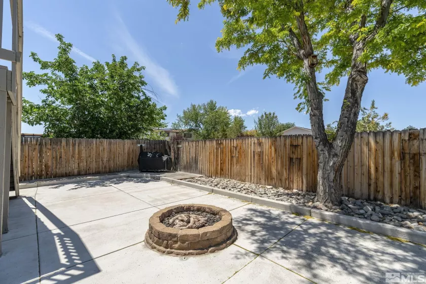 625 Rancho Via Drive, Sparks, Nevada 89434, 3 Bedrooms Bedrooms, ,2 BathroomsBathrooms,Residential,For Sale,Rancho Via Drive,240006535