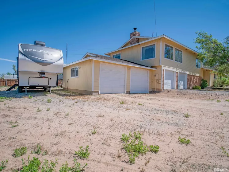 2100 Clearview Dr, Carson City, Nevada 89701, 3 Bedrooms Bedrooms, ,2 BathroomsBathrooms,Residential,For Sale,Clearview Dr,240006538