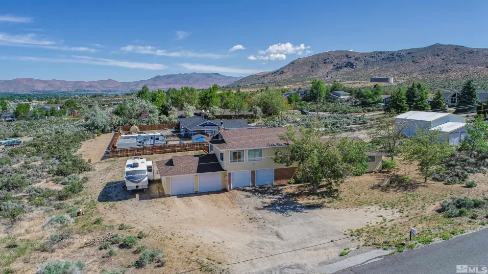 2100 Clearview Dr, Carson City, Nevada 89701, 3 Bedrooms Bedrooms, ,2 BathroomsBathrooms,Residential,For Sale,Clearview Dr,240006538