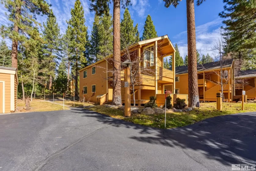 120 Village Blvd Unit 129, Incline Village, Nevada 89451, 2 Bedrooms Bedrooms, ,2 BathroomsBathrooms,Residential,For Sale,Village Blvd Unit 129,230013514