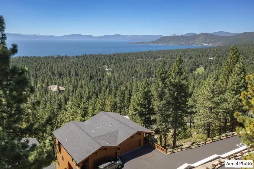 400 Fairview Blvd., Incline Village, Nevada 89451, 4 Bedrooms Bedrooms, ,3 BathroomsBathrooms,Residential,For Sale,Fairview Blvd.,230010367