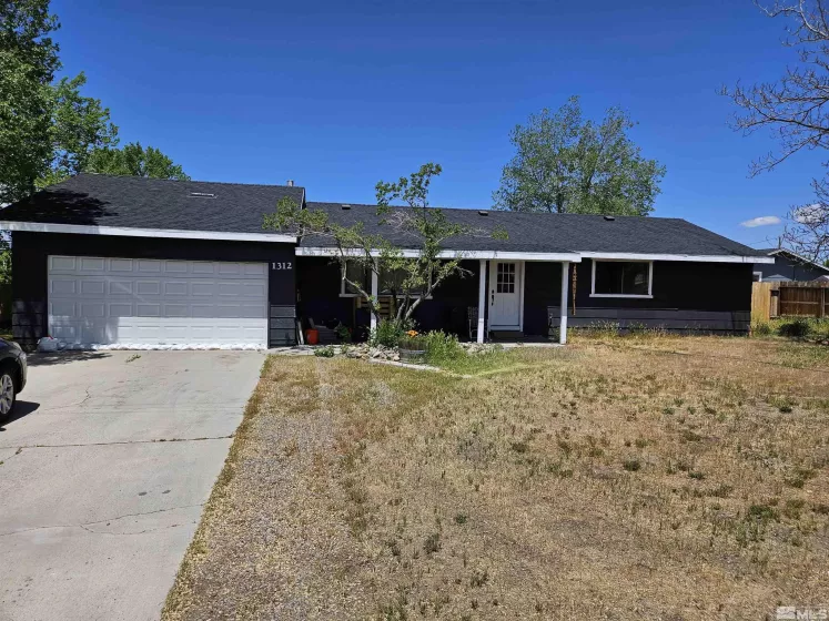 1312 Jobs Peak Dr, Gardnerville, Nevada 89460, 3 Bedrooms Bedrooms, ,3 BathroomsBathrooms,Residential,For Sale,Jobs Peak Dr,240006037