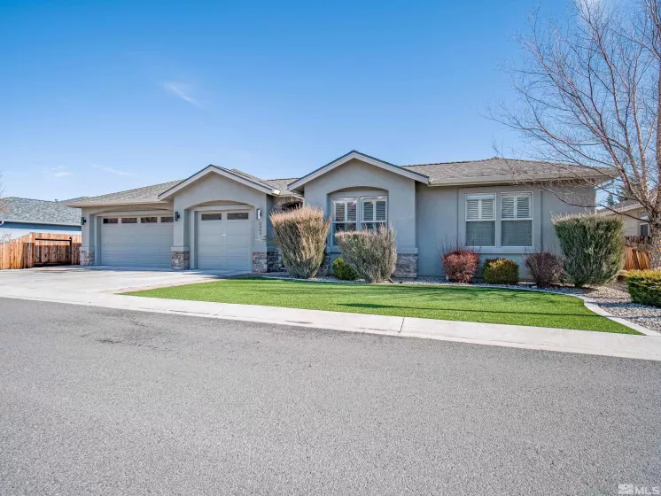 2965 Silver Stream Dr, Carson City, Nevada 89703, 4 Bedrooms Bedrooms, ,3 BathroomsBathrooms,Residential,For Sale,Silver Stream Dr,240001862