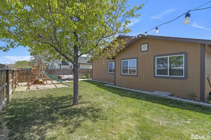 1986 Albert, Fallon, Nevada 89406, 4 Bedrooms Bedrooms, ,2 BathroomsBathrooms,Residential,For Sale,Albert,240005586