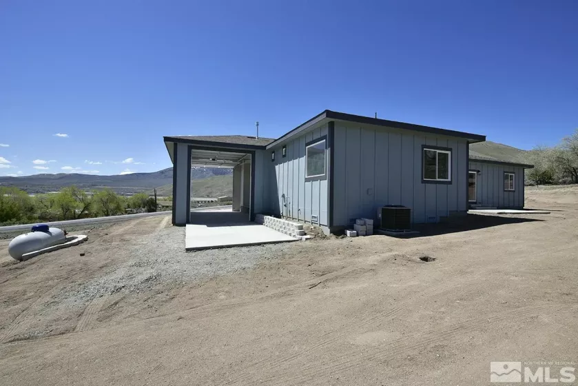 10505 Red Rock Rd, Reno, Nevada 89508, 4 Bedrooms Bedrooms, ,2 BathroomsBathrooms,Residential,For Sale,Red Rock Rd,240005539