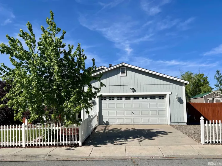 18131 Cherryleaf Ct, Reno, Nevada 89508, 4 Bedrooms Bedrooms, ,2 BathroomsBathrooms,Residential,For Sale,Cherryleaf Ct,240006493