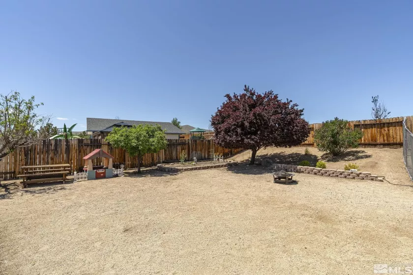 2331 Soar Dr, Sparks, Nevada 89441, 4 Bedrooms Bedrooms, ,3 BathroomsBathrooms,Residential,For Sale,Soar Dr,240005887