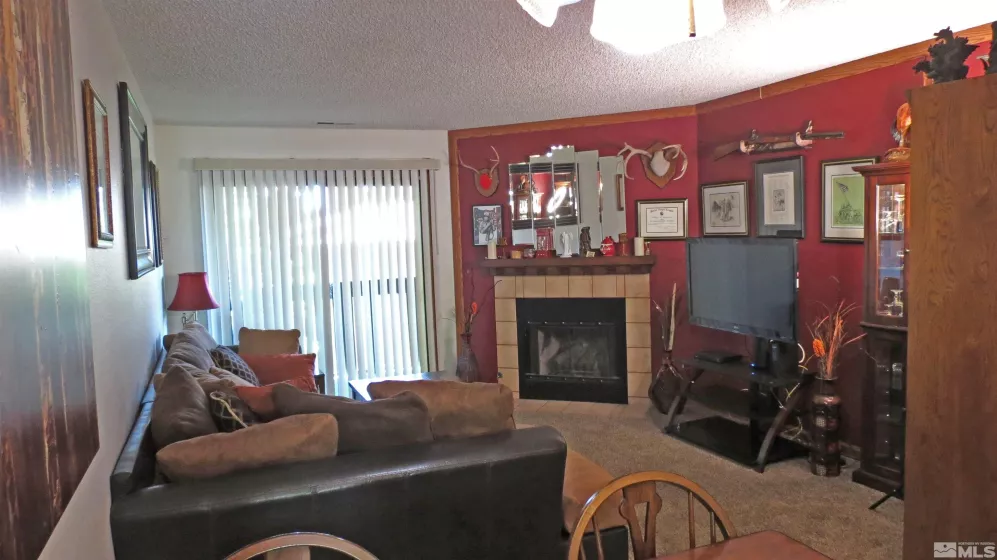 1426 Selmi Dr, Reno, Nevada 89512, 2 Bedrooms Bedrooms, ,2 BathroomsBathrooms,Residential,For Sale,Selmi Dr,240006431