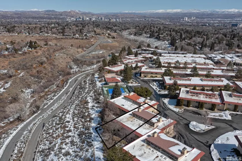 3457 Skyline Blvd, Reno, Nevada 89509, 3 Bedrooms Bedrooms, ,2 BathroomsBathrooms,Residential,For Sale,Skyline Blvd,240002440